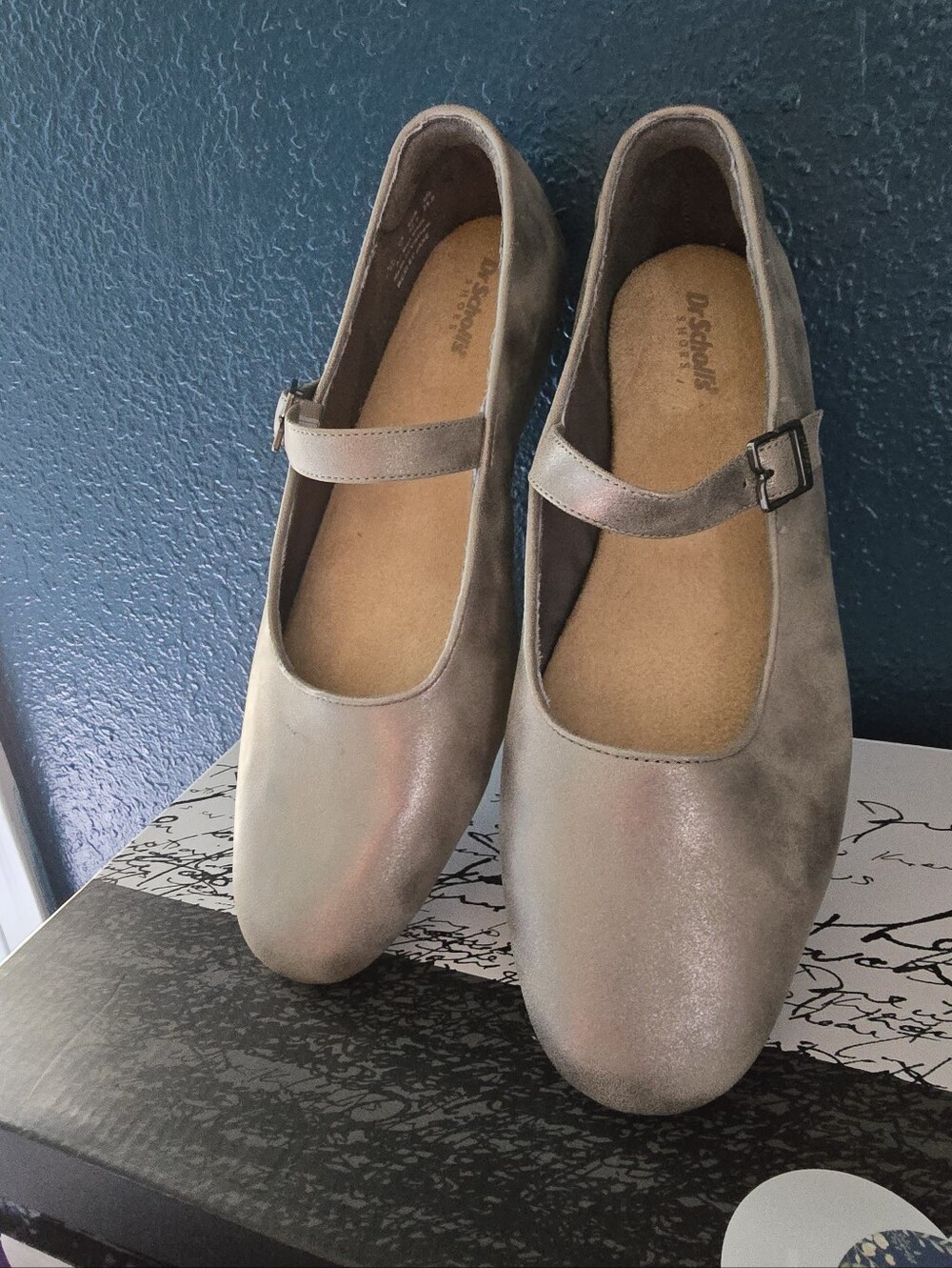 Dr. Scholl's Wexley Metallic Pewter Mary Jane Flats Sz 9.5 - Picture 7 of 11